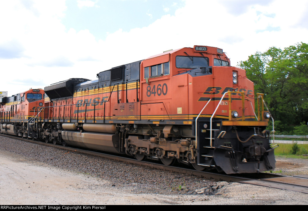 BNSF 8460 Pusher